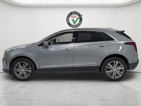 Used 2024 Cadillac XT5 Premium Luxury w/ Technology Package FWD image 2