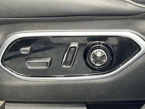 Used 2021 Jeep Grand Cherokee L Summit image 38