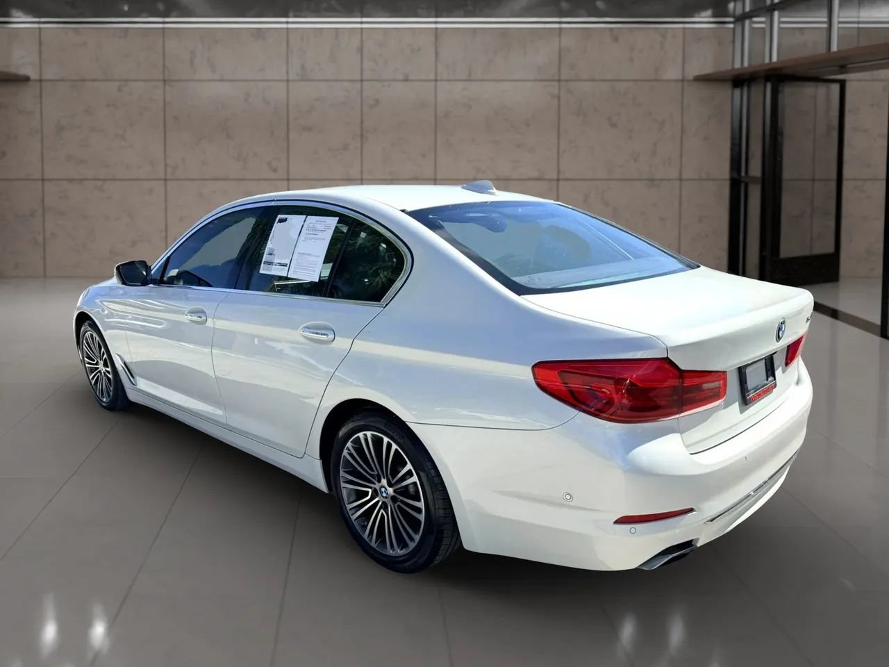 Used 2018 BMW 540i RWD image 4