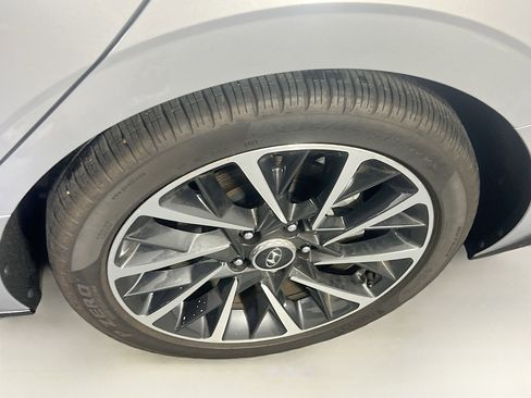 Used 2023 Hyundai Sonata Limited FWD image 32