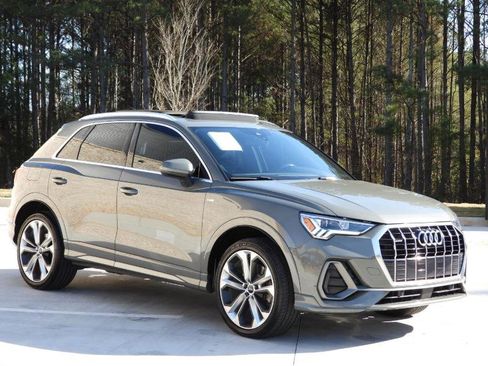 Used 2020 Audi Q3 2.0T Premium Plus w/ Premium Plus Package image 28