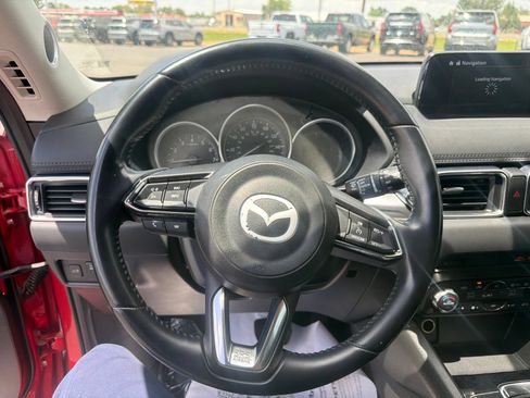 Used 2017 MAZDA CX-5 Touring w/ Preferred Equipment Package AWD/4WD image 19