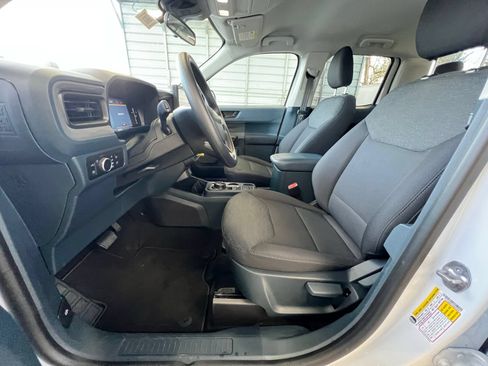Used 2025 Ford Maverick XL w/ Equipment Group 101A AWD/4WD image 9