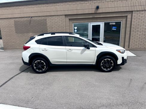 Used 2023 Subaru Crosstrek 2.0i image 8