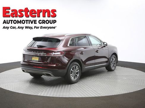 Used 2022 Lincoln Nautilus FWD w/ Premium Package image 43