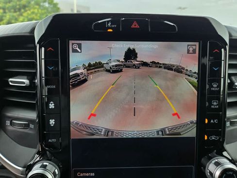 New 2026 RAM 1500 Big Horn AWD/4WD image 12