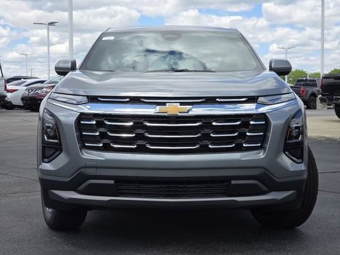 New 2026 Chevrolet Equinox LT w/ Convenience Package II AWD/4WD image 18