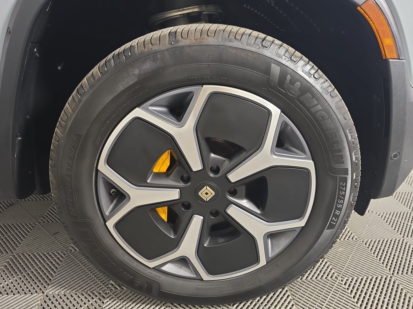 Used 2022 Rivian R1T Adventure AWD/4WD image 11