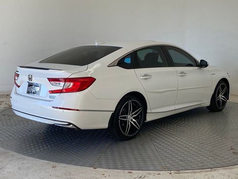 Used 2022 Honda Accord Touring image 8