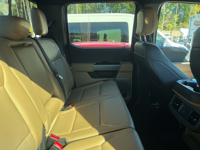 Used 2026 Ford F250 Lariat w/ Lariat Ultimate Package AWD/4WD image 8