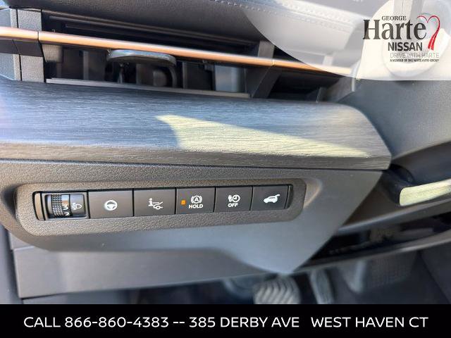 Certified 2023 Nissan Ariya FWD image 17