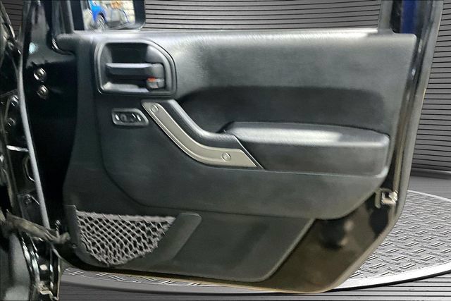 Used 2017 Jeep Wrangler Unlimited Sport w/ Quick Order Package 24S AWD/4WD image 24