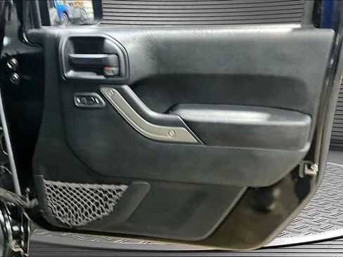 Used 2017 Jeep Wrangler Unlimited Sport w/ Quick Order Package 24S AWD/4WD image 24