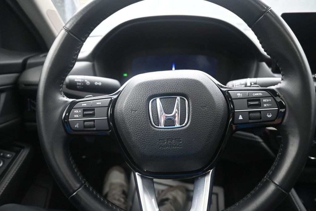 Used 2024 Honda Accord Touring image 15