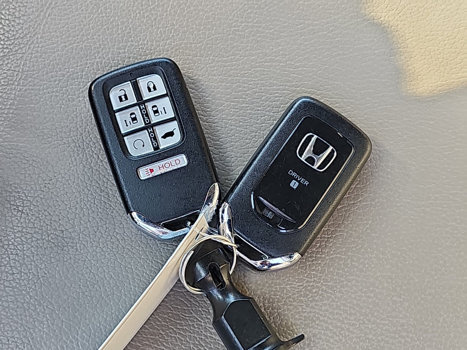 Used 2024 Honda Odyssey Touring image 17