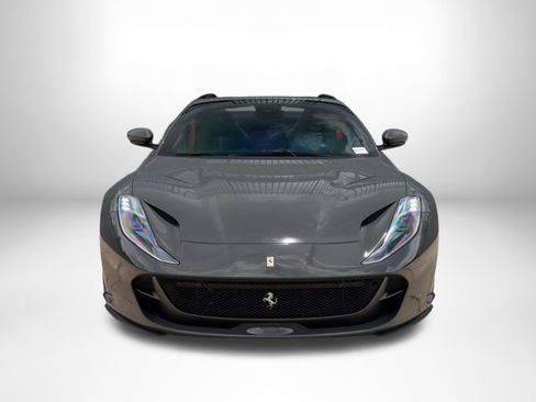 Used 2021 Ferrari 812 GTS RWD image 6