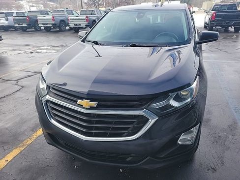 Used 2020 Chevrolet Equinox LT image 3