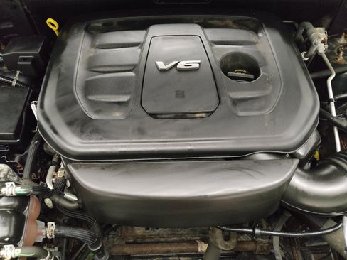 Used 2016 Jeep Grand Cherokee Laredo w/ Quick Order Package 23E image 30