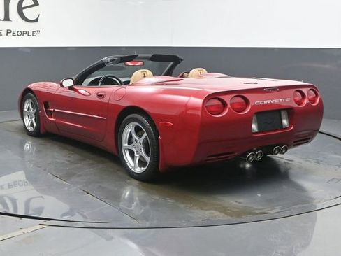 Used 2000 Chevrolet Corvette Convertible w/ Memory Pkg RWD image 34