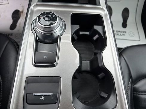 Used 2024 Ford Edge SEL image 22