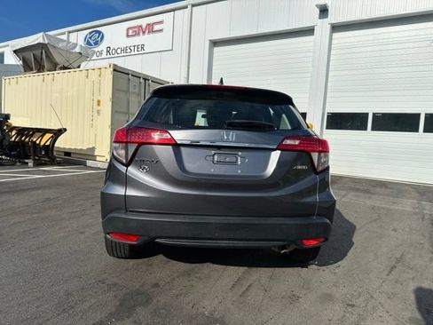 Used 2021 Honda HR-V LX image 4