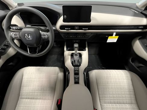 New 2027 Honda HR-V LX image 16