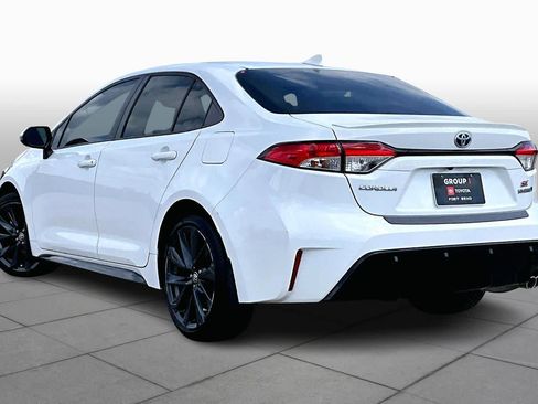 Used 2024 Toyota Corolla SE image 12