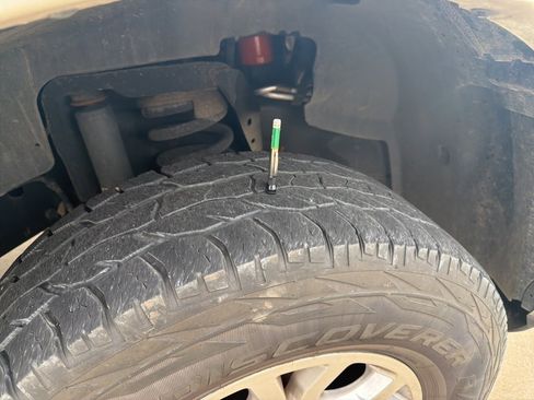 Used 2018 RAM 2500 Laramie w/ Convenience Group image 4