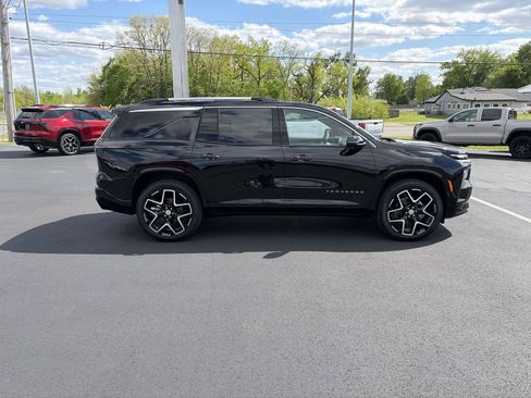 New 2026 Chevrolet Traverse High Country AWD/4WD image 2