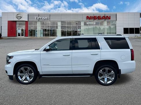 Used 2017 Chevrolet Tahoe Premier AWD/4WD image 4