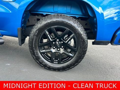 Used 2024 Chevrolet Silverado 1500 Custom w/ Turbomax Blackout Package image 10
