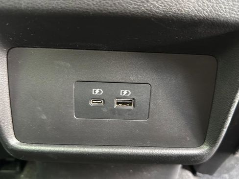 Certified 2023 Nissan Rogue SV AWD/4WD image 12