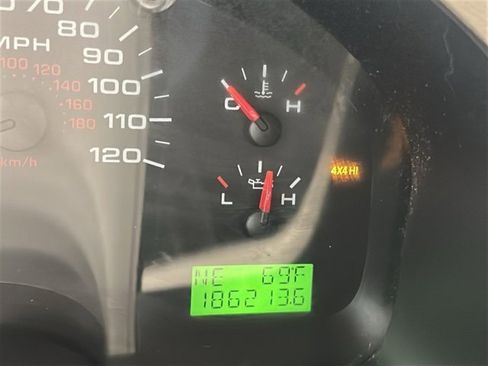 Used 2007 Ford F150 XLT image 24