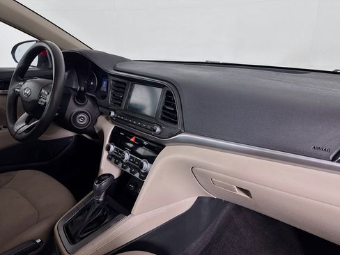 Used 2020 Hyundai Elantra SEL FWD image 28