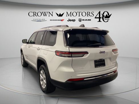 Used 2023 Jeep Grand Cherokee L Limited AWD/4WD image 12