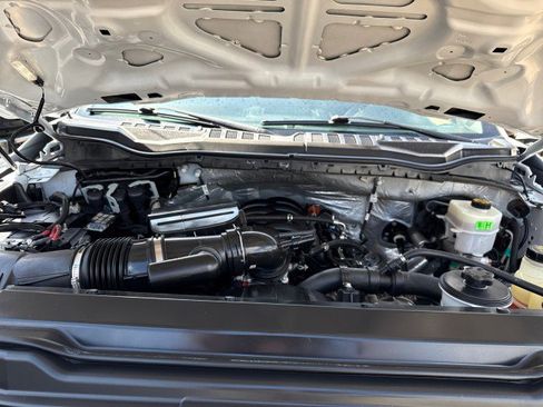 Used 2020 Ford F550 2WD Regular Cab Super Duty image 35