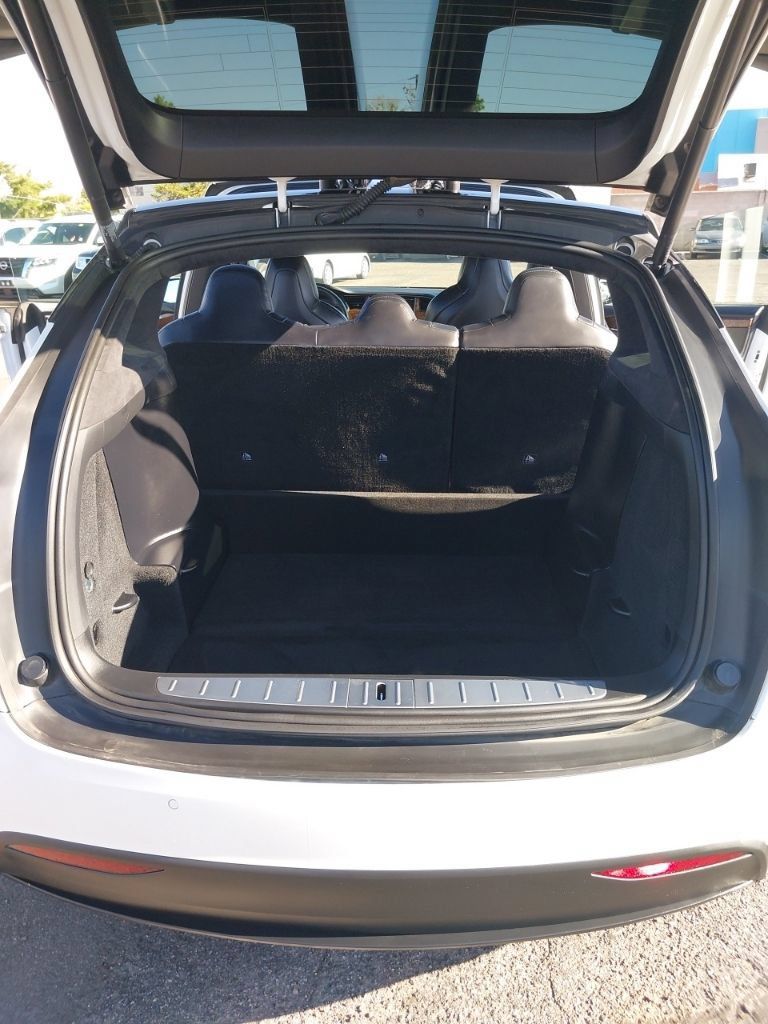 Used 2018 Tesla Model X 100D AWD/4WD image 14