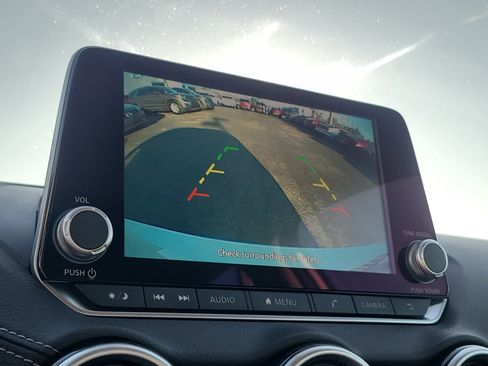 Used 2024 Nissan Sentra SV image 12