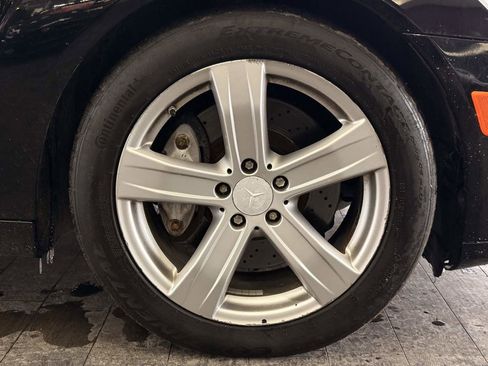 Used 2010 Mercedes-Benz S 550 4MATIC Sedan image 39