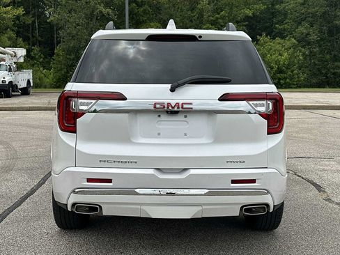 Used 2023 GMC Acadia Denali w/ Denali Ultimate Package AWD/4WD image 13