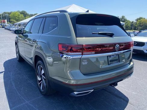 Certified 2026 Volkswagen Atlas SE w/ Panoramic Sunroof Package FWD image 5