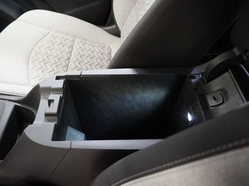 Used 2024 Chevrolet Equinox LS w/ LS Convenience Package FWD image 25