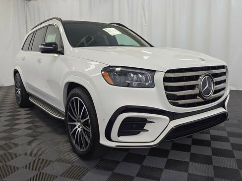 New 2025 Mercedes-Benz GLS 580 4MATIC image 8