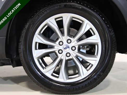 Used 2021 Ford Explorer Limited w/ Equipment Group 301A AWD/4WD image 76