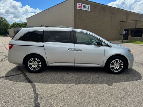 Used 2012 Honda Odyssey EX-L image 11
