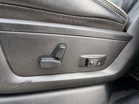 Used 2020 RAM 2500 Laramie AWD/4WD image 18