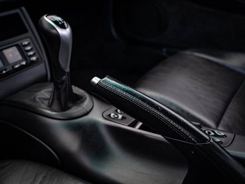 Used 2000 Porsche 911 Carrera image 36