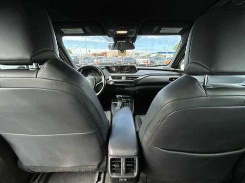 Used 2022 Lexus UX 200 FWD image 20