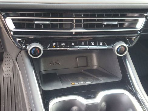 New 2026 Chevrolet Traverse LT w/ Driver Confidence Package FWD image 25