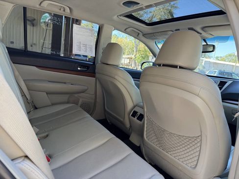 Used 2014 Subaru Outback 2.5i Limited image 25